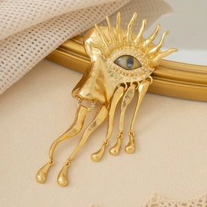 Schiaparelli Brooch Devil's Eye Design 18K Gold Plated Literary Retro Style gift - Bild 1 von 5