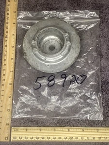 Taza de arranque para motosierra Homelite 58920 nueva de colección difícil de encontrar repuesto original OEM - Imagen 1 de 6