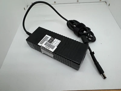 Original HP 135W 19.5V 6.9A Computer Charger Power Supply - Image 1 of 3