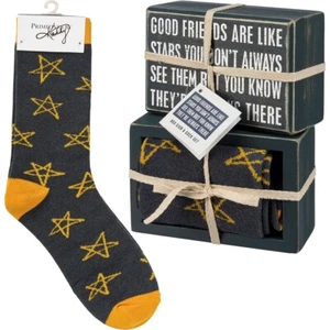 Juego de letreros y calcetines de caja - "Los buenos amigos son como estrellas" - Imagen 1 de 3