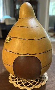 Beehive Gourd - Picture 1 of 5