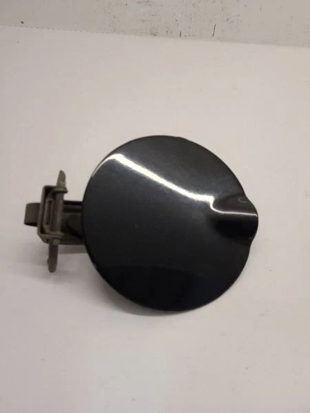 Dodge Durango 2004-2009 puerta de llenado de combustible negra  Foto 1 de 4