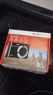 Agfaphoto Realishot DC5200 - Digitalkamera - 21 MP - 8-facher Zoom - LCD-TFT-rot - Bild 1 von 4