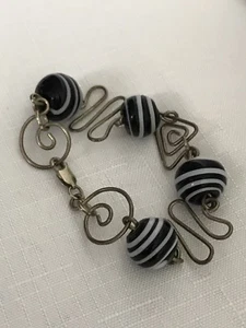 Vtg Jewelry Silver 925 Art Glass Beaded Bracelet Black & White Swirl - Picture 1 of 9