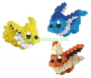 Juego de 3 mini bloques de construcción educativos hágalo usted mismo modelo Jolteon, vaporeon y Flareon - Imagen 1 de 2