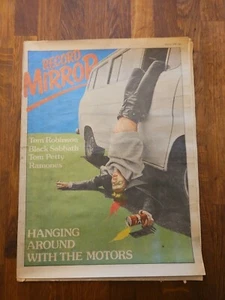 Record Mirror Newspaper May 27th 1977, Motors Cover The Damned Poster Punk - Imagen 1 de 7