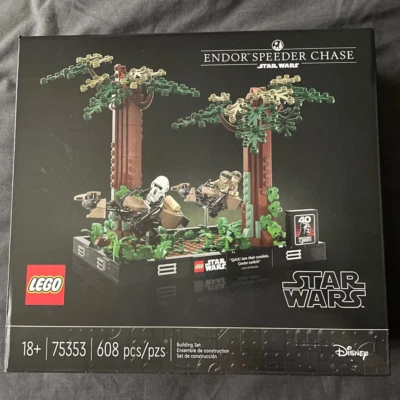 LEGO Star Wars Endor Speeder Chase Diorama 75353 - NIB - Image 1 of 4
