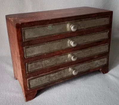 ANTIGUA CAJA DE ALMACENAMIENTO DE MADERA DE 4 CAJONES DE COLECCIÓN Foto 1 de 4