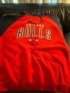 Chicago Bulls Vintage Pull Over Reebok Hoodie Med Stitched Letters Solid NM - Bild 1 von 3