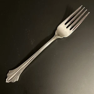 DE COLECCIÓN WALLACE PLATA 18/8 Acero Inoxidable "REGENTE FRANCÉS" TENEDOR ENSALADA 7-1/8" Brillante Corea - Imagen 1 de 2