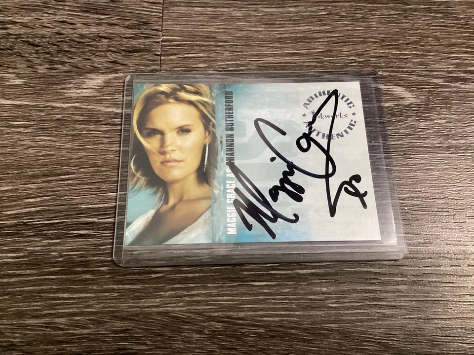 Lost Season 1 Autograph Card Maggie Grace as Shannon Rutherford - Image 1 of 3