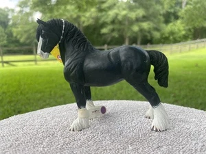 SHIRE HORSE Spielzeugpferd / von Safari Ltd / bis / SCHÖN / NEU mit Etikett - Bild 1 von 4
