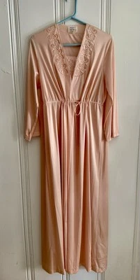 2pc Vtg JC Penney Small S Peach Nylon Embroidered GOWN SET Old Glamor Boudoir - Image 1 of 4