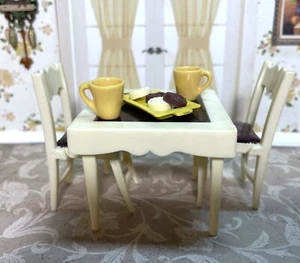 Ideal FOLDING CARD TABLE, CHAIRS Vintage Dollhouse Furniture Renwal Plastic 1:16 - Picture 1 of 9