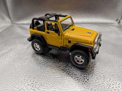 Transformers Alternators Jeep Wrangler Decepticon Swindle - Image 1 of 4