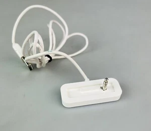 Apple iPod Shuffle 2nd Generation Genuine USB Dock Cradle - Picture 1 of 4