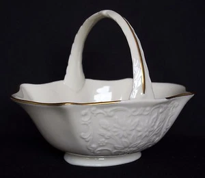 Lenox Handled Basket With Flowers & Scrolls - Bone China 24K Gold Trim - Picture 1 of 8