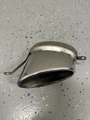 TUBO ESCAPE DERECHO CROMADO AUDI R8 10-11 420 251 238 D LADO PASAJERO Foto 1 de 4