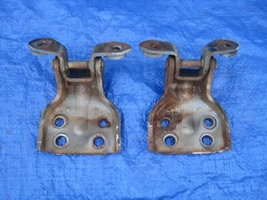 90-96 Nissan 300ZX 16s right passenger door upper and lower hinges - Picture 1 of 3