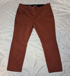 Liz Claiborne Women's Sara Slim Leg Mid-Rise Size 18P - Picture 1 of 4