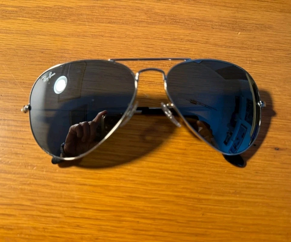occhiali da sole ray ban aviator RB 3025 Eccellenti Listino 200,00 Mis. 58 - Immagine 1 di 4