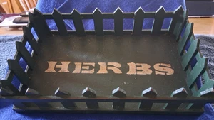 Rustikale grüne Holz Lattenzaun Kräuter Tablett (9 1/2" x 5 3/4" x 2 1/2") - Bild 1 von 8