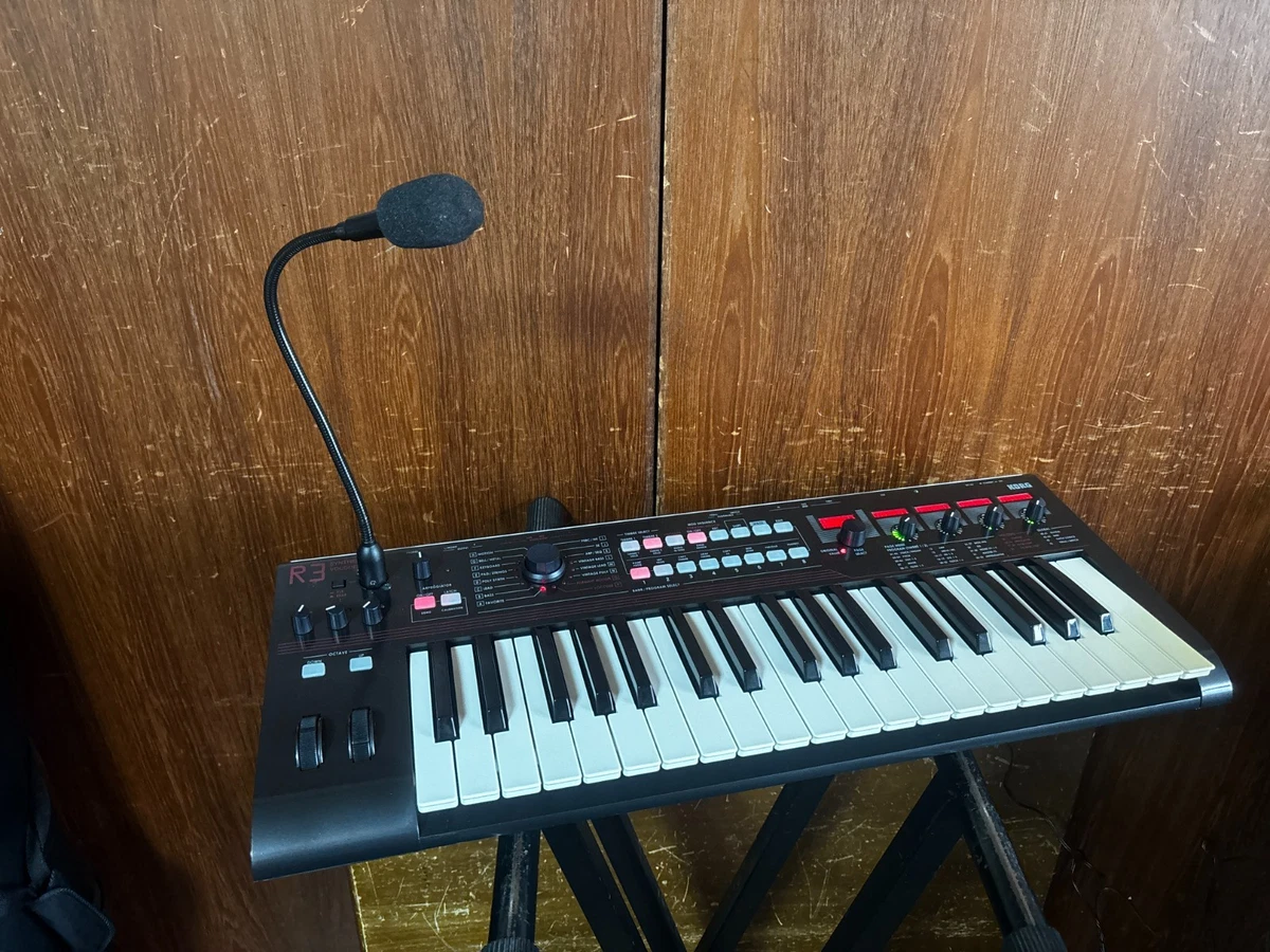 KORG R3 シンセサイザー ボコーダー KORG R3 シンセサイザー/ボコーダー
