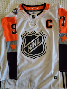 Conner McDavid All Star Jersey - 2018 - 54 - Adidas - Picture 1 of 6