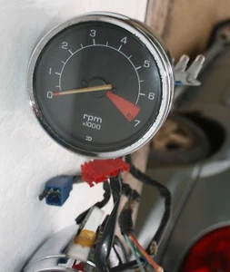 INSTRUMENT CLUSTER SPEEDO/TACH/LIGHT PANEL for 1985 Honda VT 1100C Shadow (C-60) - Picture 1 of 9