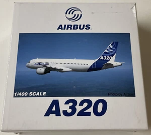 Dragon Wings 1/400 AIRBUS A320 Factory Demo - Picture 1 of 4