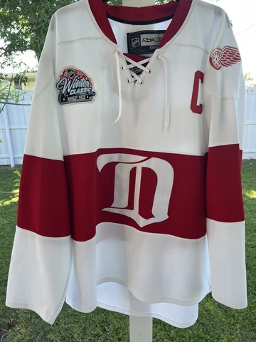 Detroit Red Wings Nicklas Lidstrom 2009 Winter Classic Reebok CCM Jersey 54 Cover