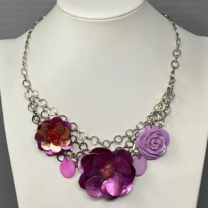 Flower Pendant Necklace Purple Dyed Mother of Pearl Bib Silver Tone Chain Collar - Picture 1 of 11