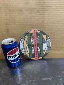 IHC INTERNATIONAL HARVESTER ZINN Knopf Plakette Bild Hit Miss Engine NEU - Bild 1 von 4