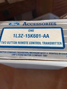 2002-2004 Ford Escape OEM FOB Keyless Entry 2 Buttom 1L3Z-15K601-AA - Picture 1 of 3