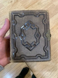Rare Leather antique photo album with Original Family photos - Picture 1 of 12