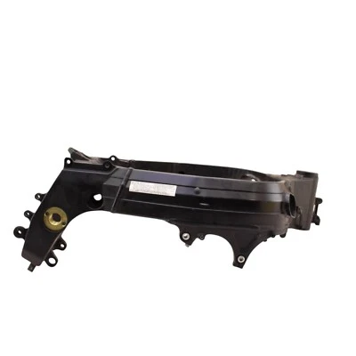 2003 2004 SUZUKI GSXR1000 MAIN FRAME CHASSIS BLACK STOCK - Image 1 of 4
