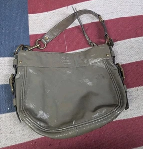 BOLSO DE HOMBRO HOBO COACH ZOE 12735 CHAROL VERDE OLIVA - Imagen 1 de 12