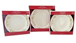 Classic Tidings Porzellan Abendessen Salat Teller Schüsseln Set Holly Berry Target 2011 - Bild 1 von 9
