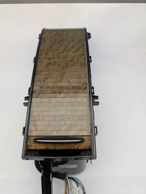 2004-2009 梅赛德斯 E 级木纹中控台盖隔间储物 — 第 1/4 张图片