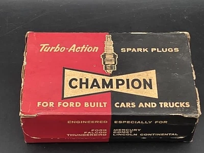 Vintage Champion F-11Y Ford Mercury Lincoln Spark Plugs Box of 8 - Image 1 of 4