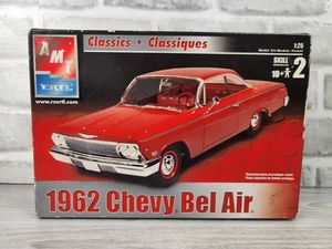 AMT 1962 Chevy Bel Air Plastikmodellbausatz im Maßstab 1:25 versiegelte Teile 31926 - Bild 1 von 14