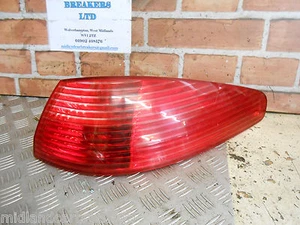 PEUGEOT 607 2004 OSR LADO CONDUCTOR TRASERO EXTERIOR FRENO TRASERO LUZ TRASERA CUADRO - Imagen 1 de 6