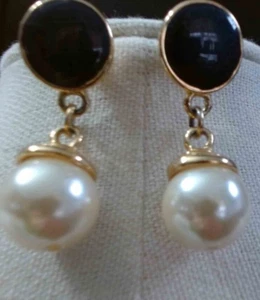 Vintage Black Enamel White Faux Pearl Drop Dangle Pierced Post Earrings - Picture 1 of 2