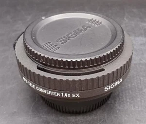 SIGMA APO TELE CONVERTER 1.4X EX Teleconverter - Picture 1 of 3