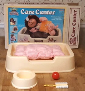 Excellent Cabbage Patch Kids Koosas Care Center 1984 Unused Complete With Box - Picture 1 of 12