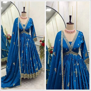 Vestido e parte inferior de seda Chinnon pesado de aspecto étnico con Dupatta para mujer y niña - Imagen 1 de 12