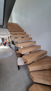 Holztreppenstufen Kragarmtreppe Stufen Holzbeleg Eichenholz viele Farben - Bild 1 von 16
