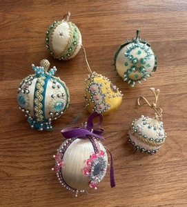 Vintage 6 Hand Crafted Sequin Ribbon Jeweled Beaded Satin Push Pin Ornament MCM - Picture 1 of 10
