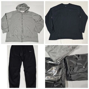 Conjunto mixto de sudadera con capucha y joggers Nike Therma-Fit + camiseta Nike (grande para hombre) - Imagen 1 de 10