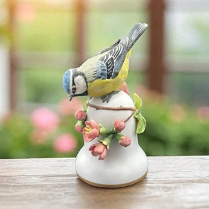 Vtg Franklin Mint Bird Bell Blue Tit Peter Barrett Porcelain Flowers 1981 - Picture 1 of 18